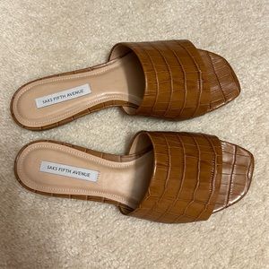 SOLD ❌ Saks Fifth Avenue croc embossed leather sandals